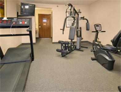 Baymont By Wyndham Corydon Hotel Екстериор снимка
